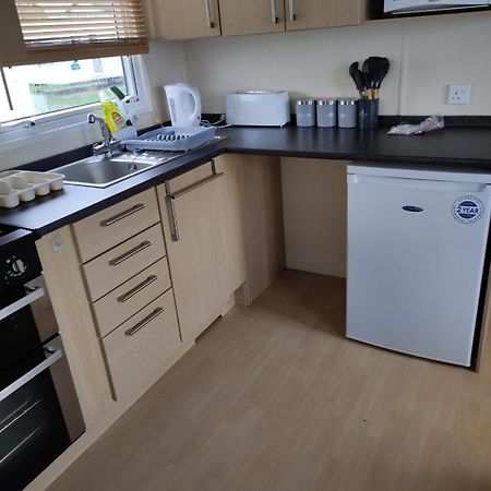 Swift Johnson Hotel Parkeston Bagian luar foto