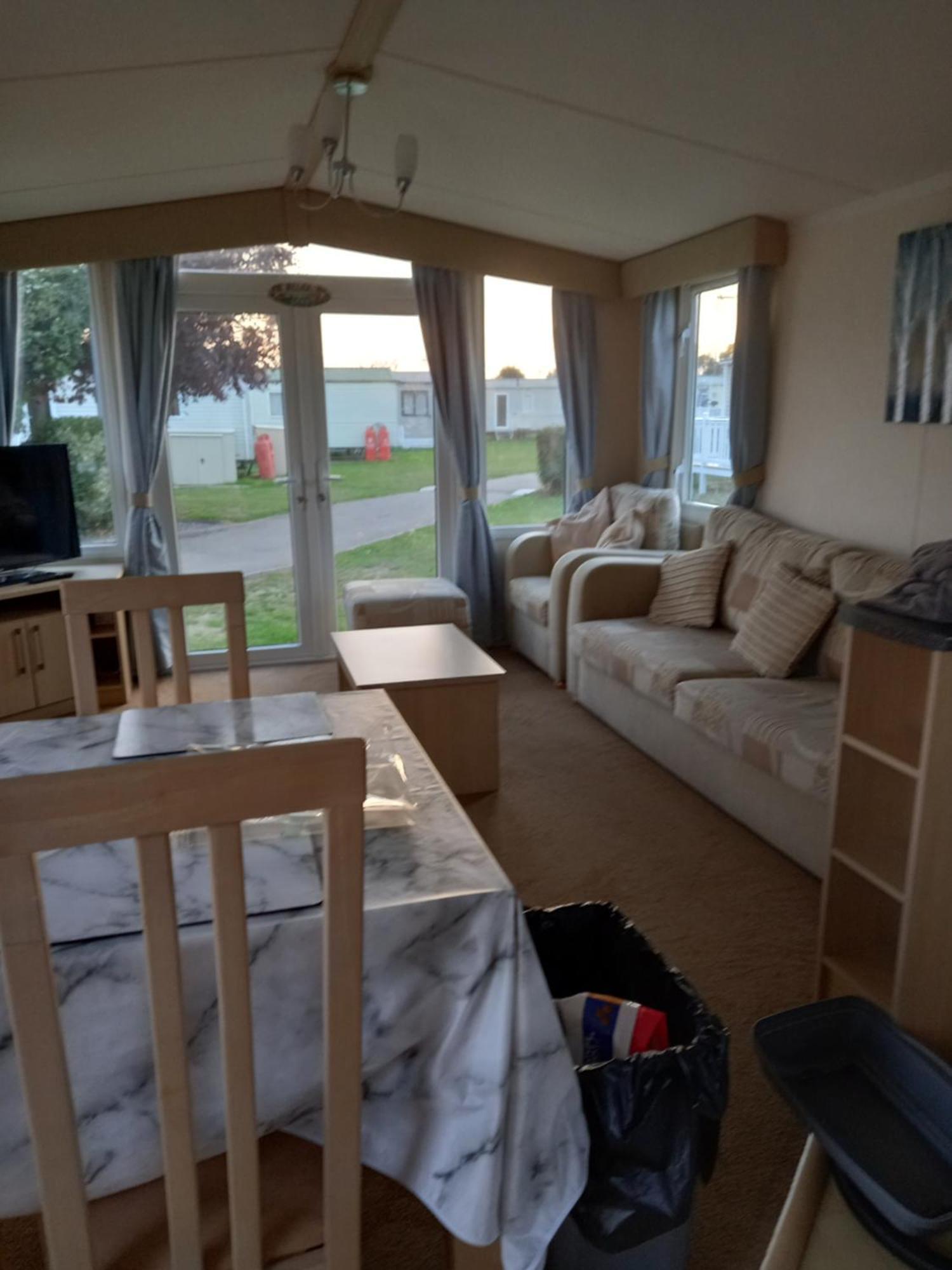Swift Johnson Hotel Parkeston Bagian luar foto